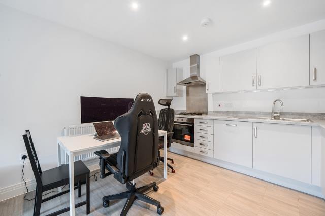 Kitchen/Reception Ro