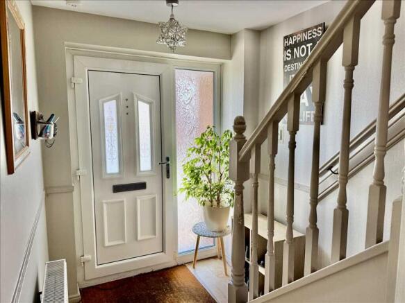 ENTRANCE PORCH