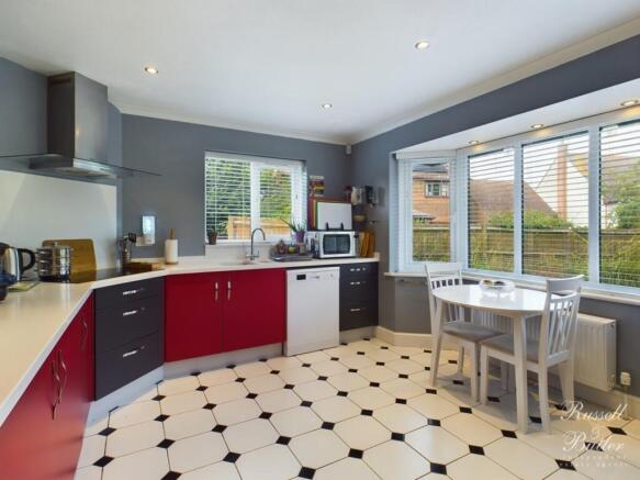 CAM02127G0-PR0023-STILL010