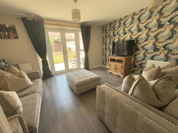2 bed Semi-Detached for sale Image 4