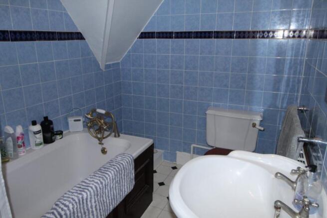 Photo 8