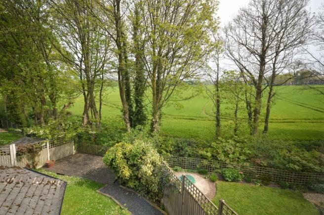 Garden & Views