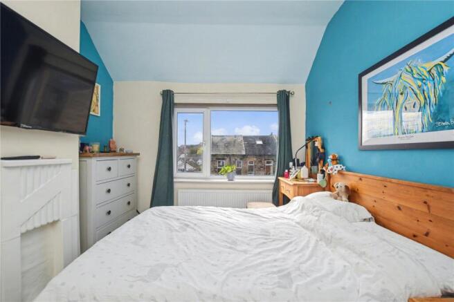 3 bed Semi-Detached for sale Image 12