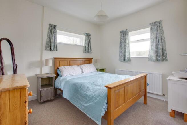 Orchard House, Coombe Lane, HP14 4NX-9.jpg
