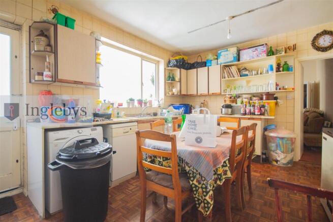 7 bed Terraced for sale Image 10