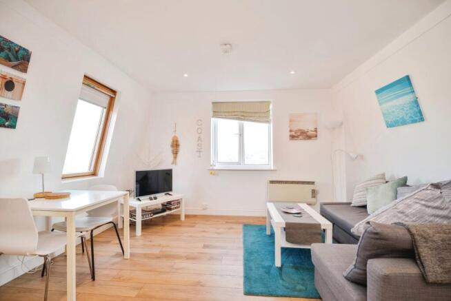 1 bed Flat for sale Image 11