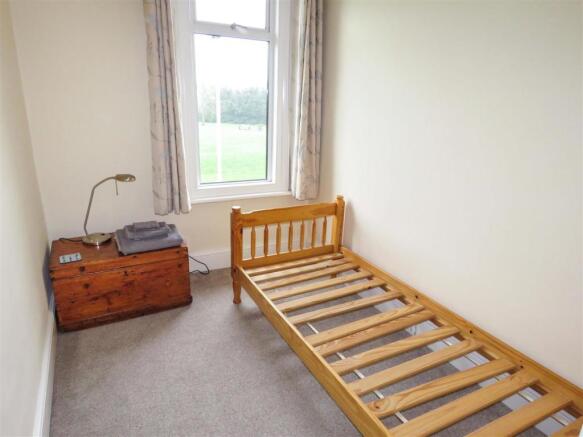 Bedroom 3.JPG