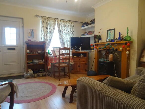 Photo 3