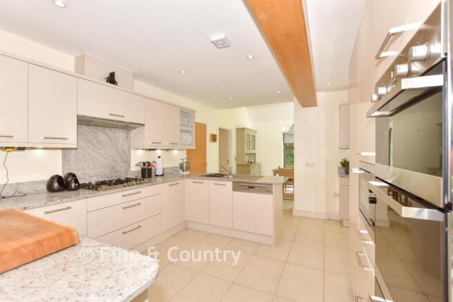 Kitchen/ Family Room