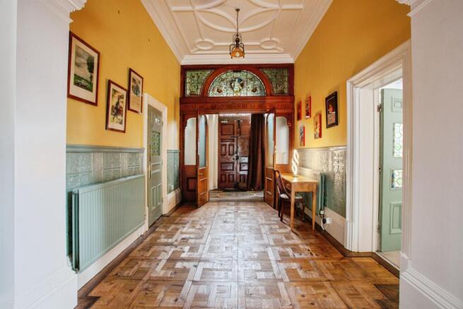 10 bed Detached for sale Image 6