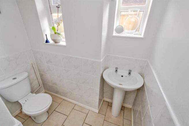 Enderley Drive, WALSALL, WS3 3PD (23 of 34).jpg