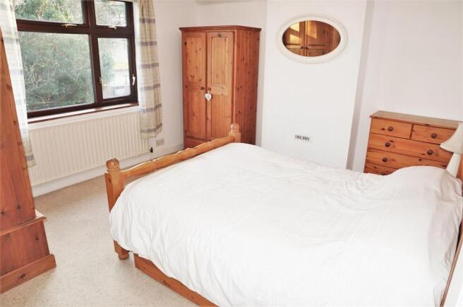 Double Bedroom To Front