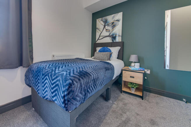 1 bed House Share to rent Image 6