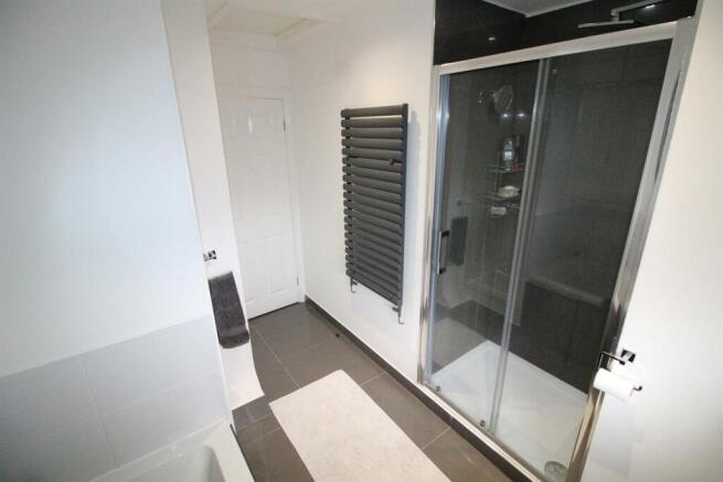61 Northpark-Bath2.JPG