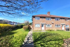 1, East Close, Enfield EN4 0AU