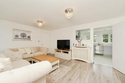 Gardeners Close, London, SE9