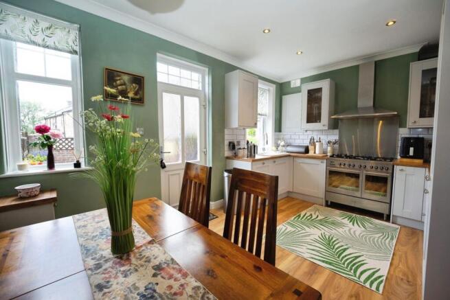 2 bed Terraced for sale Image 4
