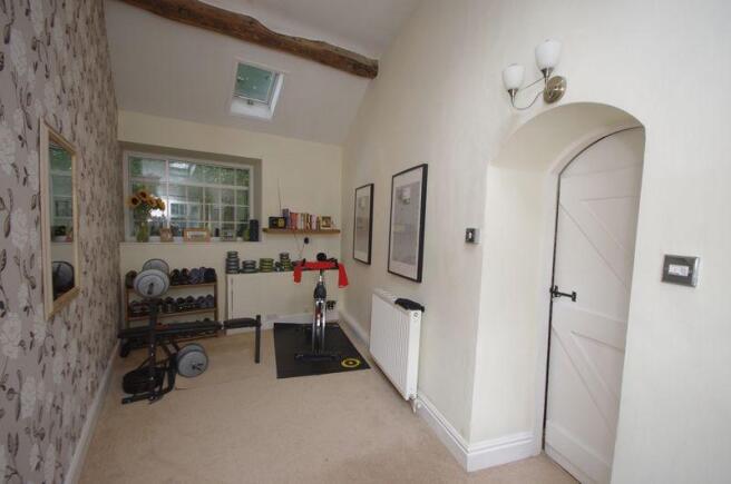 Bedroom 4 / Gym