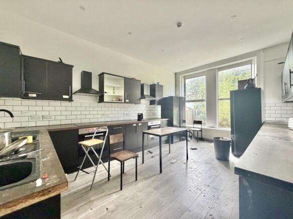 Woodland Road, Birkenhead, Merseyside, CH42 photo 4