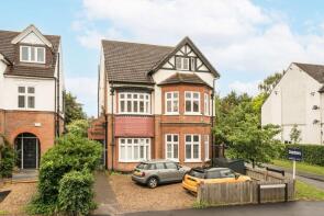 Flat 2, 45, Effingham Road, Long Ditton, Surbiton KT6 5JZ