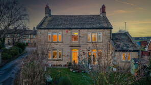 281, Halifax Road, Hightown, Liversedge WF15 6NE
