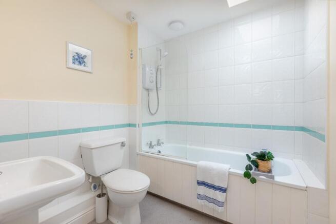 3 bed Cottage for sale Image 12