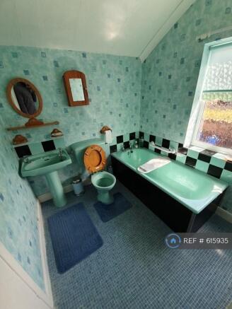 Bathroom Upstairs