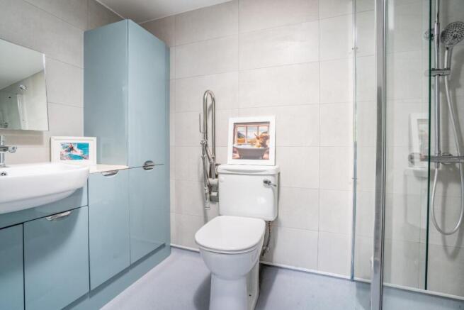 Ensuite