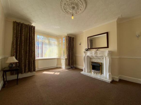3 bed Semi-Detached to rent Image 7