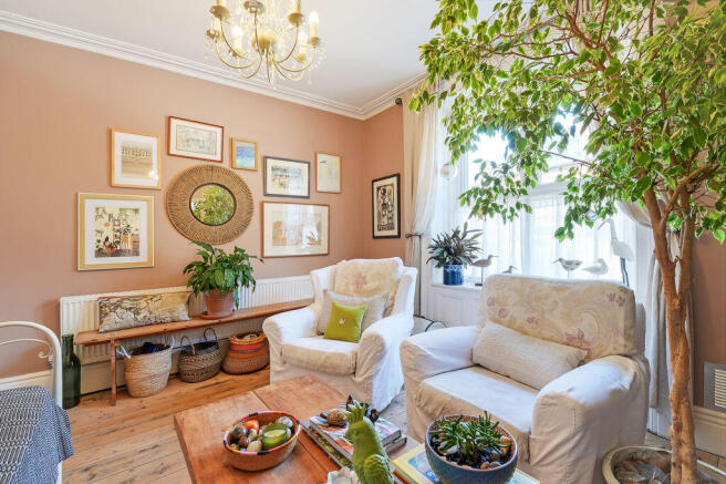 3 bed Semi-Detached for sale Image 5