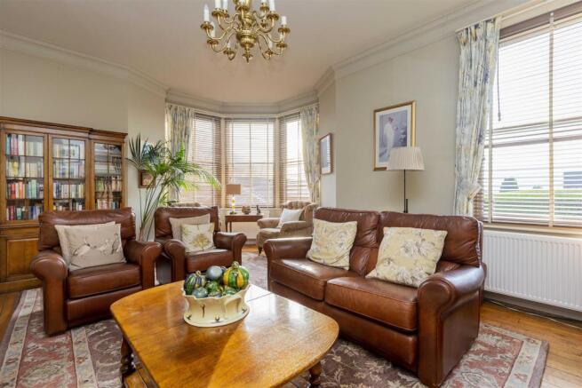 Formal Lounge
