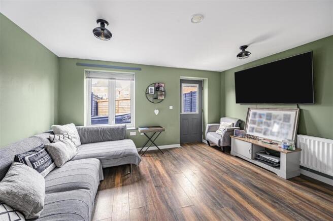 Lounge / Dining Room