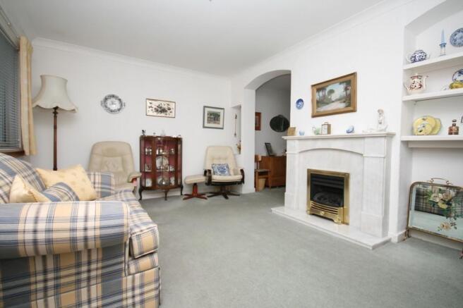 Lounge (reverse)
