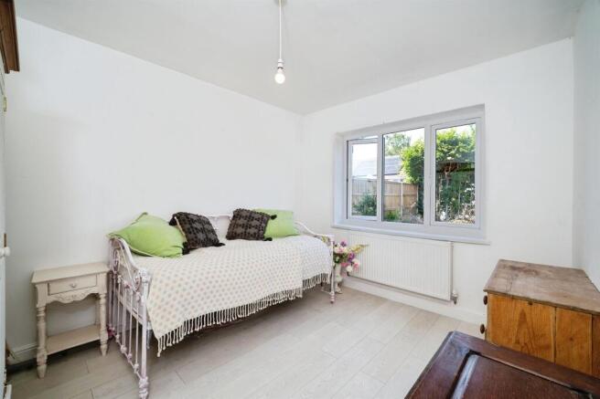 3 bed Detached Bungalow for sale Image 12