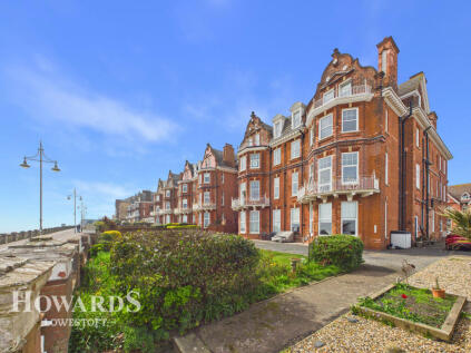 Kirkley Cliff Road, Lowestoft