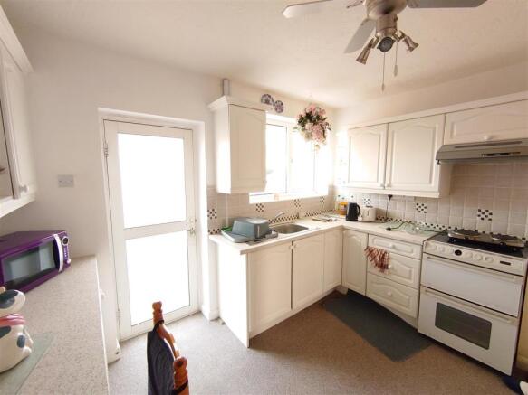Kitchen 2