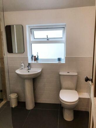 Bathroom1