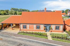 2, Poplar Way, Mattishall NR20 3TA