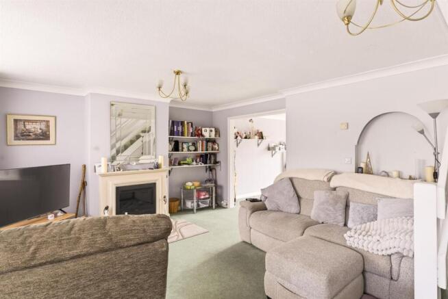 4 Lavant Close FInal-19.jpg