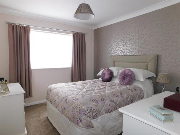 bedrom 1a