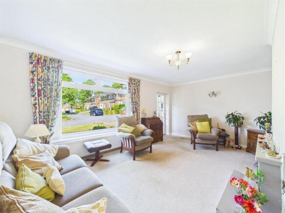 Living Room.jpg