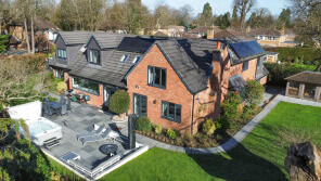 17 Hedgerows, Walton Drive, Ascot SL5 7PG
