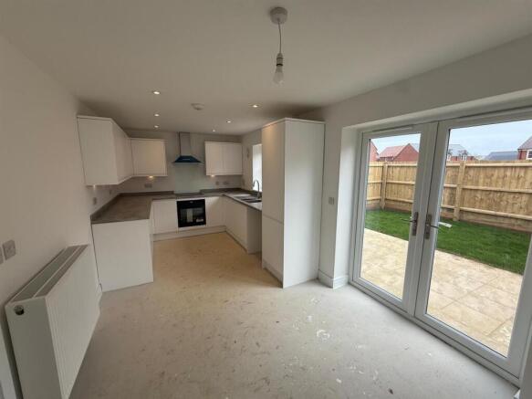 Plot 297 kitchen.jpeg