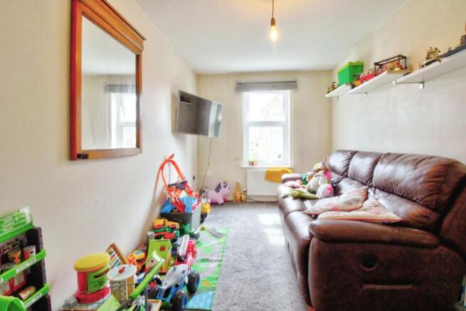 Bedroom 3/ Play Room