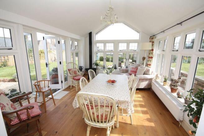 Garden Room 