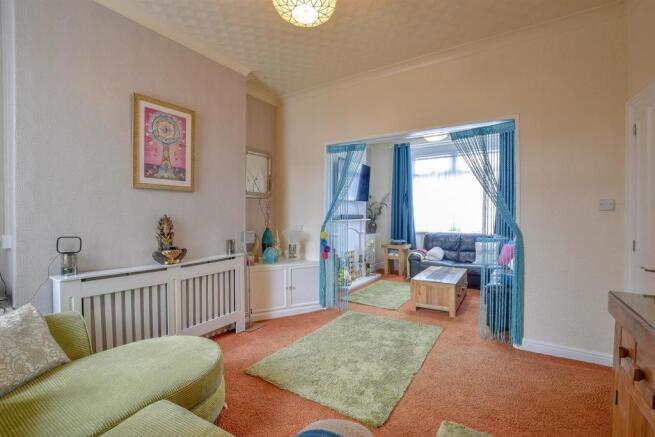 Living/Dining Room