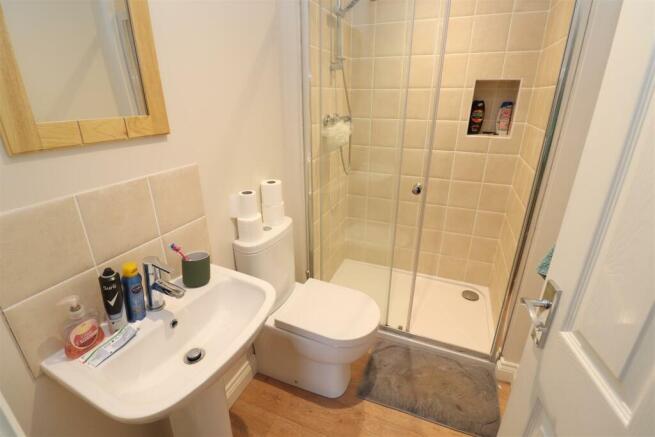En-suite Shower Room / WC