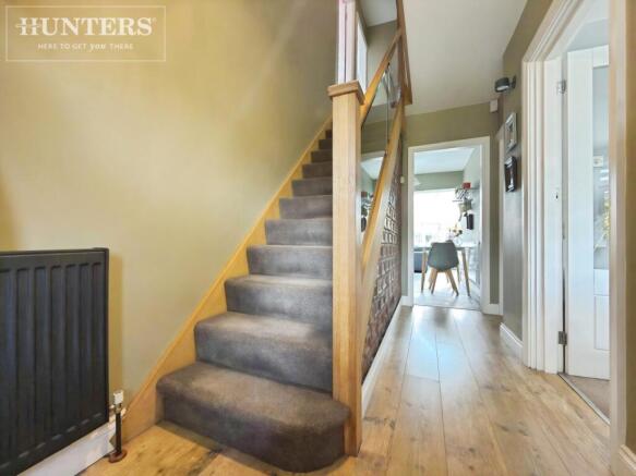 4 bed Detached for sale Image 11