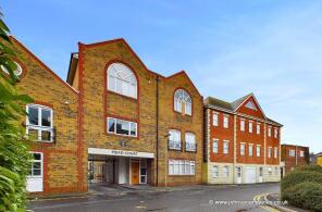 Apartment 3, Mead Court, Gogmore Lane, Chertsey KT16 9AP