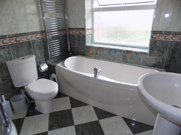 Photo 47